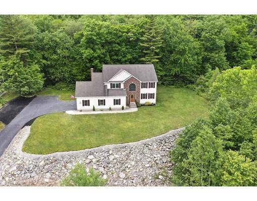 Charlton, MA 01507,25 Colicum Drive