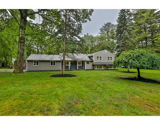 4 Driftwood Rd, Derry, NH 03038