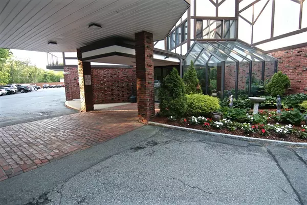 Saugus, MA 01906,9 Broadway #222