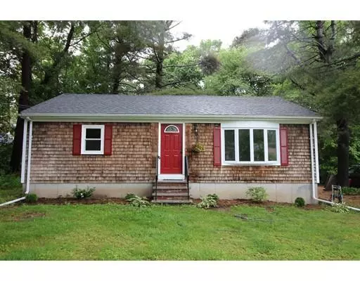 51 Kimberly Rd, Taunton, MA 02780
