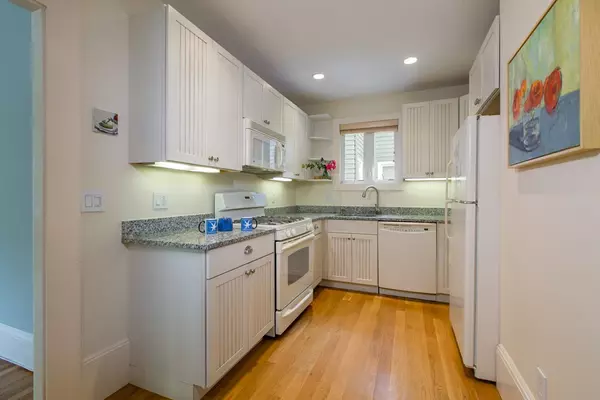 Somerville, MA 02144,131 Morrison Avenue #1