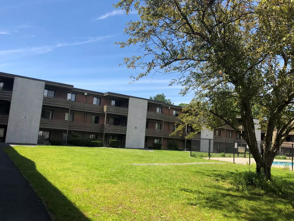 Arlington, MA 02474,15 Arizona Ter #4