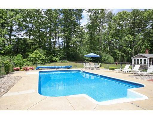 Duxbury, MA 02332,761 Mayflower St.
