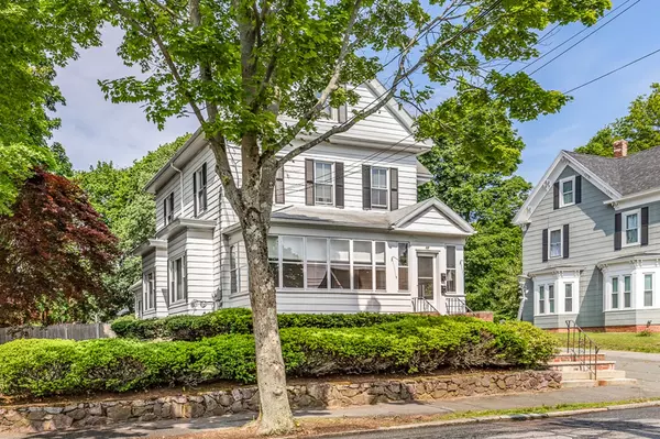 Wakefield, MA 01880,17 Pleasant St