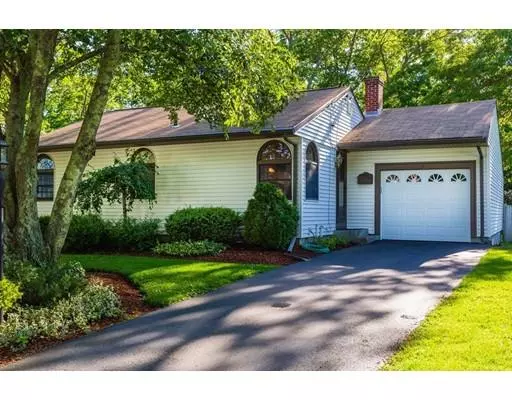 4 Western Avenue, Easton, MA 02356