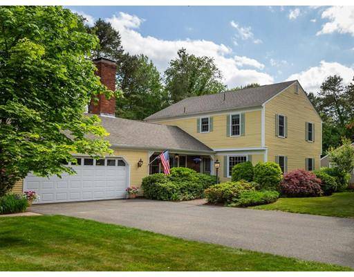 207 Coventry Ln, Longmeadow, MA 01106