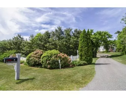 Bourne, MA 02532,9 Weatherdeck Drive