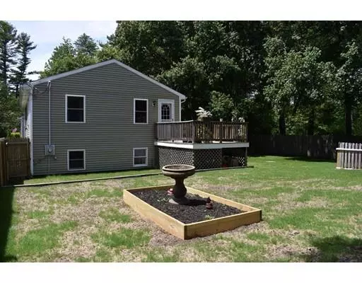 Wareham, MA 02576,14 White Pine Ave