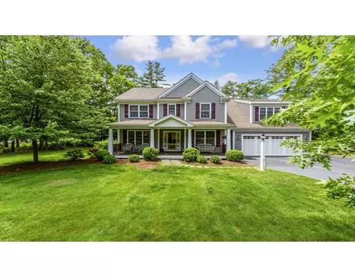 1 Swan Pond Ln, Carver, MA 02330