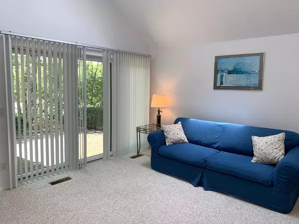 Mashpee, MA 02649,39 Mashie Cir #A