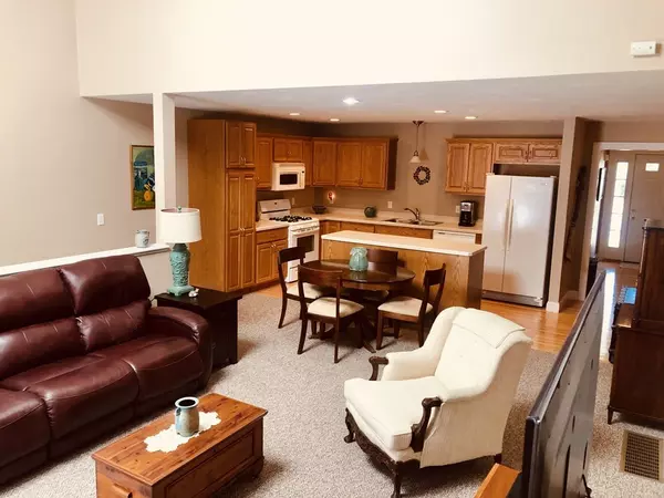 West Boylston, MA 01583,23 Angell Brook Dr #23