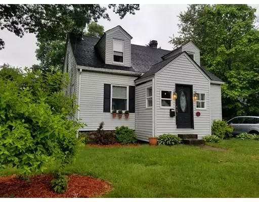 22 Morris St, Webster, MA 01570