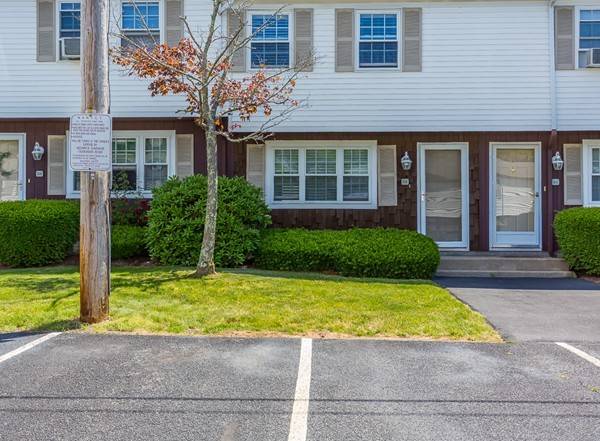 8 Al Pace Dr #D, North Attleboro, MA 02760