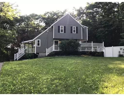 14 Walnut St, Millis, MA 02054