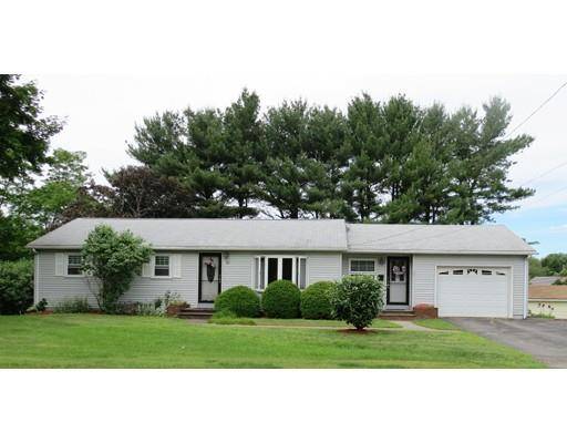 32 Locust St, Oxford, MA 01540