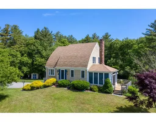 5 Chris Pl, Mattapoisett, MA 02739