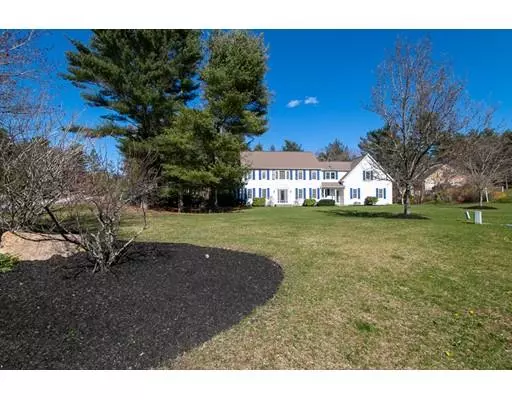 Kingston, MA 02364,40 High Pines Dr