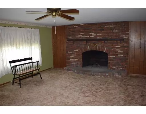 Somerset, MA 02726,106 Burgess Rd