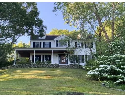 65 Farm Hill Rd,  Wrentham,  MA 02093