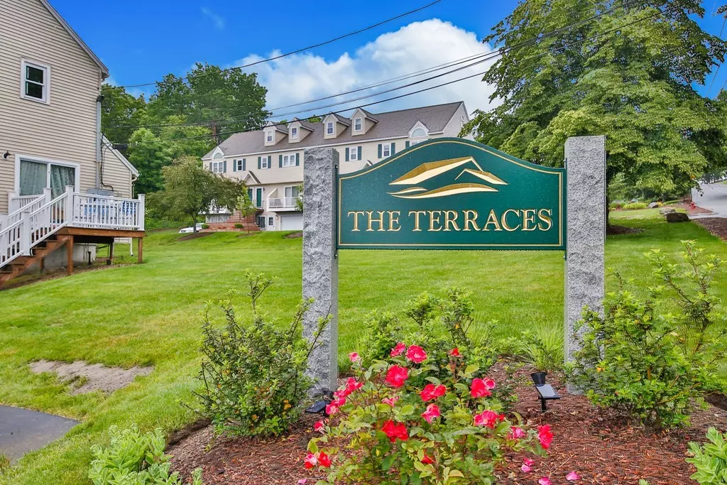 Methuen, MA 01844,4 Druid Hill Ave #4