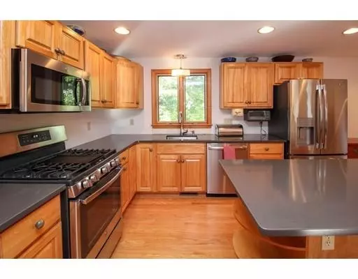 Taunton, MA 02780,64 Justine Ln