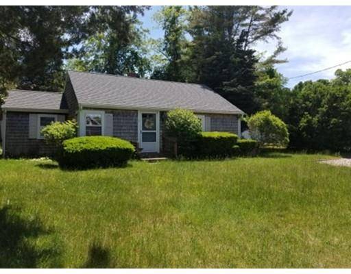 11 River Rd, Bourne, MA 02559