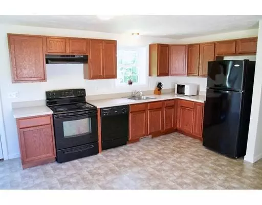 Southbridge, MA 01550,323 Whitetail Cir