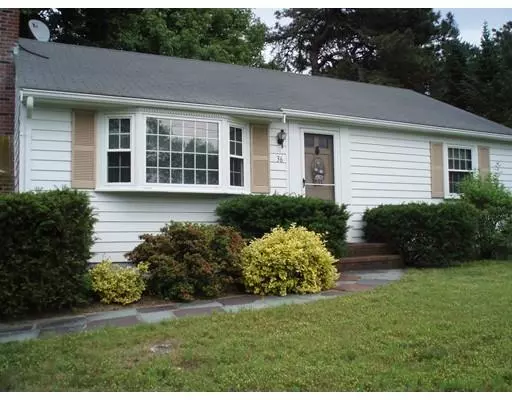 36 Clipper Ln, Dennis, MA 02639