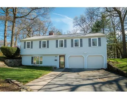 22 Melch Road, Lynnfield, MA 01940