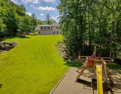 Boxborough, MA 01719,607 Burroughs Rd