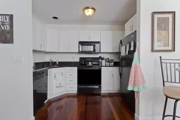 Agawam, MA 01001,43 Dogwood Ln #43