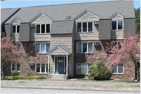 Palmer, MA 01069,3132 Main St #17