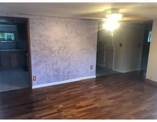 Clinton, MA 01510,20 Longedge Rd