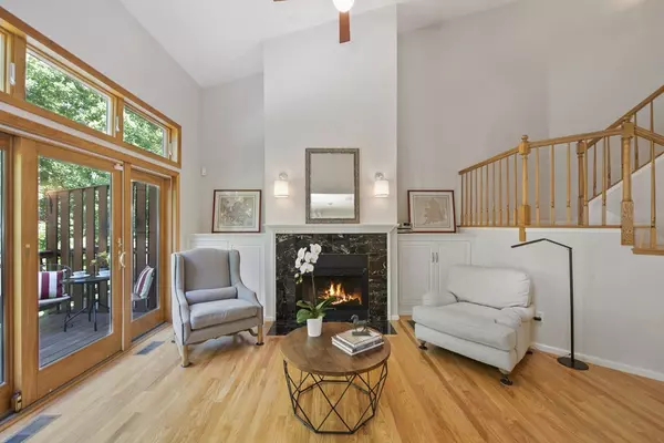 Burlington, MA 01803,1 Greystone Ct #1