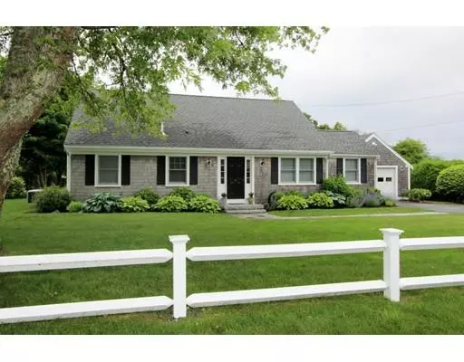 18 Doane Way, Harwich, MA 02646