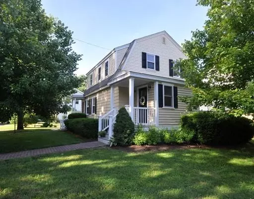 36 Pond Street, Concord, MA 01742