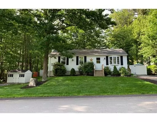 52 Eastwood Circle, Gardner, MA 01440