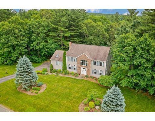 14 Pheasant Ln,  Charlton,  MA 01507