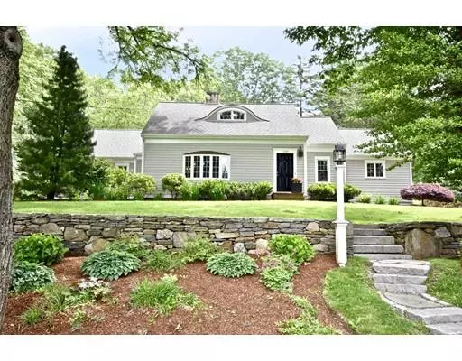 1239 Tucker Rd, Dartmouth, MA 02747