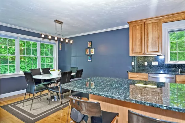 Canton, MA 02021,15 Beaumont St #15