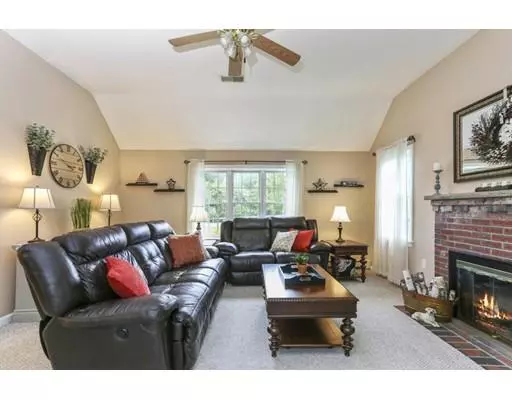 Hanson, MA 02341,73 Litchfield Ln