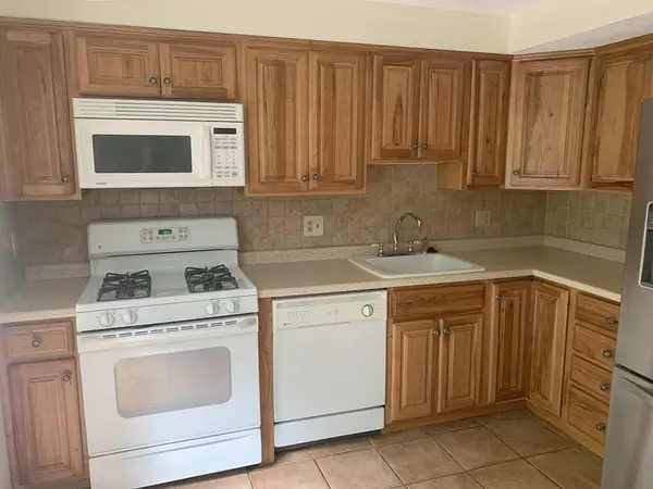 Saugus, MA 01906,59 Denver Street #4