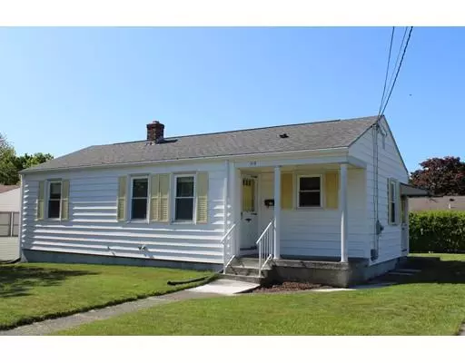 113 Beech Ave, Tiverton, RI 02878