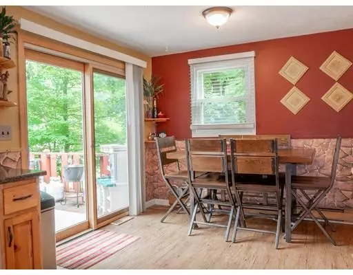 Agawam, MA 01001,621 Suffield Street