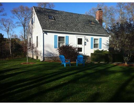 27 Fairneny Way, Mashpee, MA 02649