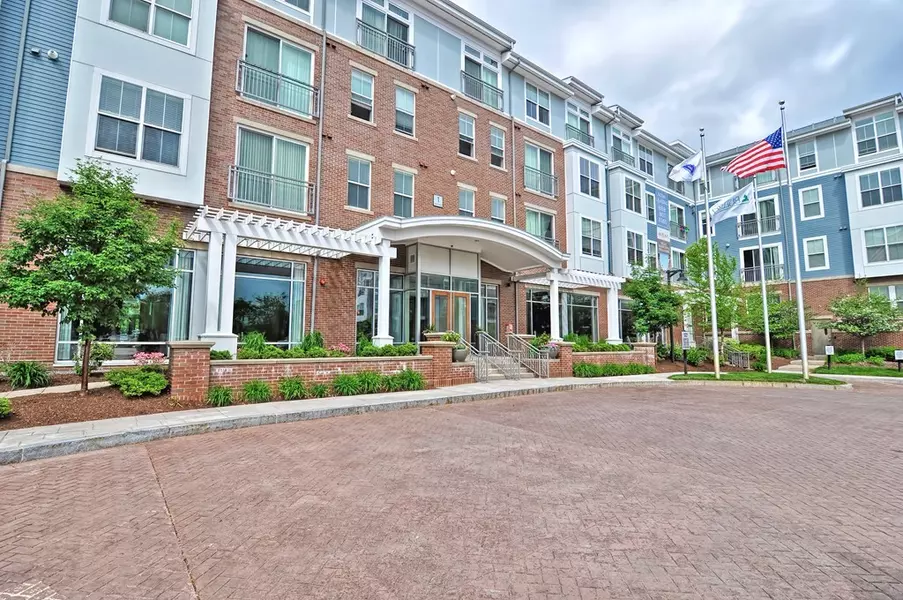 4 Repton Circle #4313, Watertown, MA 02472