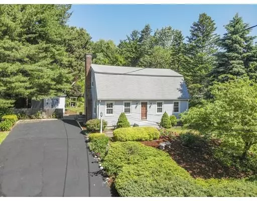 6 Crown Rd, Westford, MA 01886