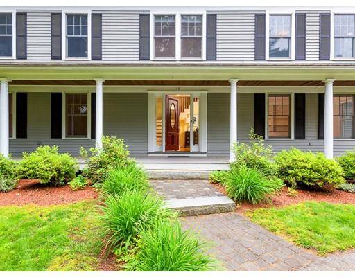 44 Robinson Road, Lexington, MA 02420