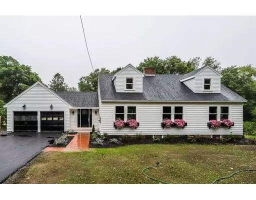 Wenham, MA 01984,9 Grapevine Rd