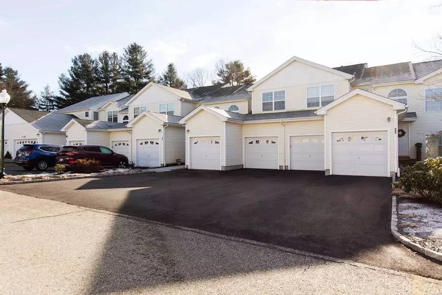 50 Alpine Way #50, North Smithfield, RI 02896